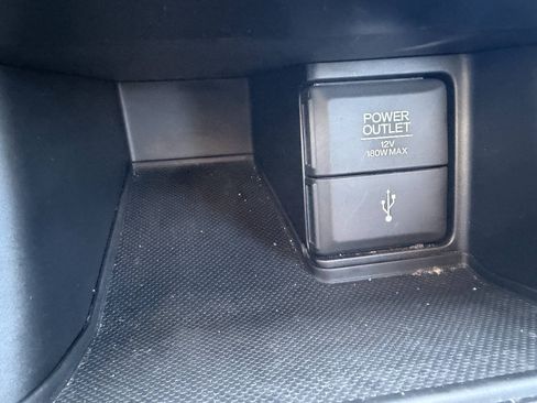 Used 2015 Honda Accord LX image 17