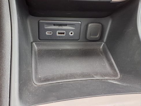 Used 2023 GMC Terrain Denali w/ Black Diamond Edition image 17