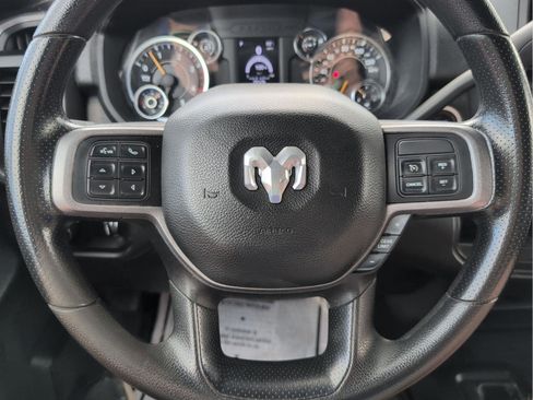 Used 2022 RAM 3500 Tradesman image 10