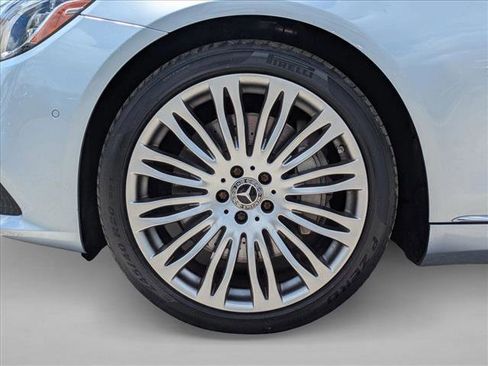 Used 2018 Mercedes-Benz S 560 Sedan image 22