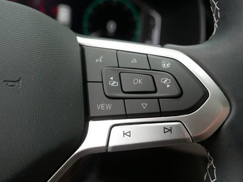 Certified 2023 Volkswagen Taos SEL AWD/4WD image 26
