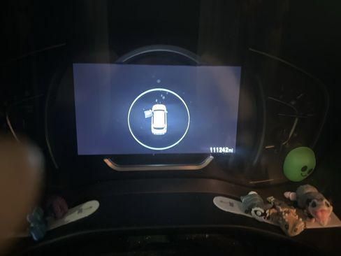 Used 2020 Hyundai Santa Fe SEL w/ Convenience Package image 4