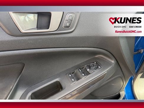 Used 2020 Ford EcoSport SE w/ SE Convenience Package image 9