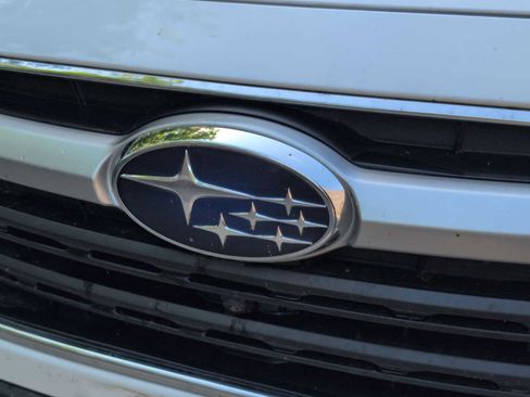 Used 2020 Subaru Outback Touring AWD/4WD image 12