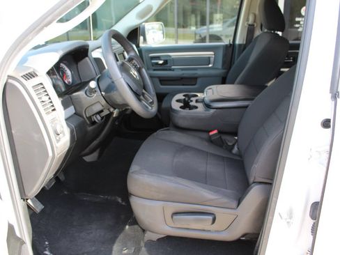 Used 2019 RAM 1500 Warlock AWD/4WD image 7