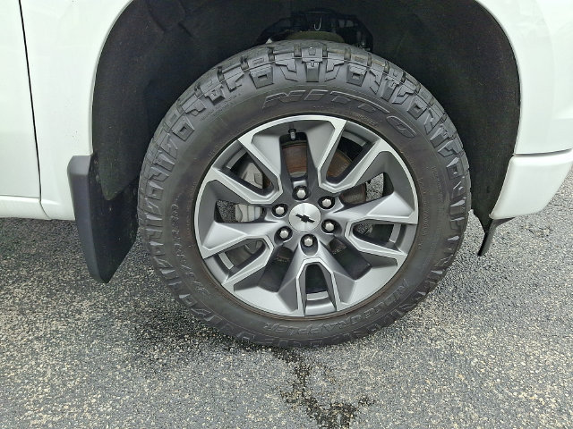 Certified 2024 Chevrolet Silverado 1500 RST w/ Z71 Off-Road Package AWD/4WD image 8