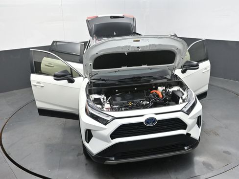 Used 2022 Toyota RAV4 XSE image 37