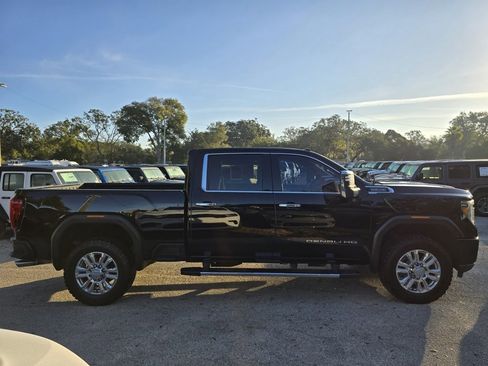 Used 2020 GMC Sierra 2500 Denali w/ Technology Package image 9