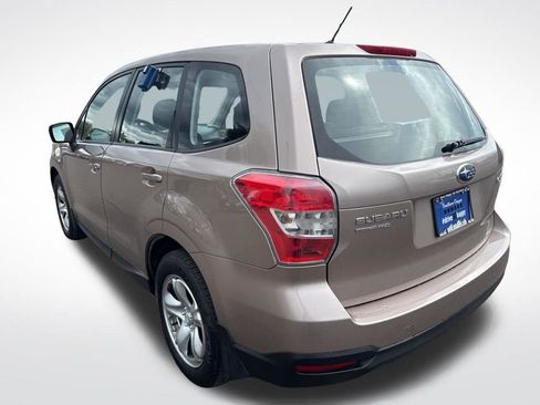 Used 2014 Subaru Forester 2.5i AWD/4WD image 5