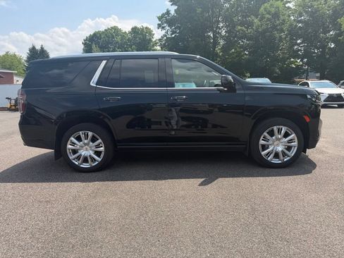 Used 2023 Chevrolet Tahoe High Country AWD/4WD image 4