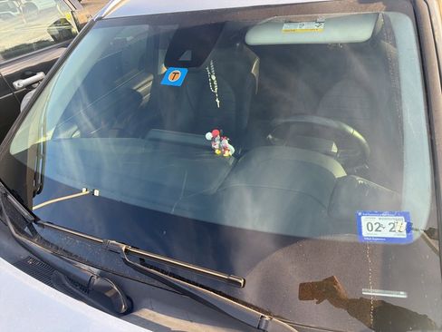 Used 2020 Toyota Highlander XLE image 12