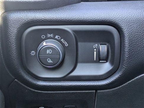 Used 2022 RAM 1500 Big Horn image 28