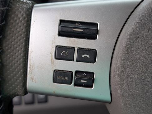 Used 2019 Nissan Frontier Desert Runner image 18