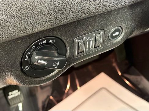 Used 2019 Dodge Charger GT image 10