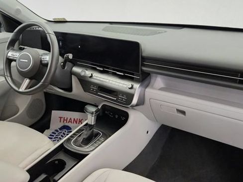 Used 2025 Hyundai Kona SEL FWD image 27