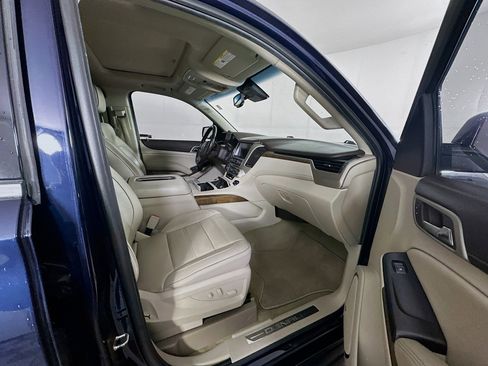 Used 2018 GMC Yukon Denali w/ Open Road Package AWD/4WD image 34