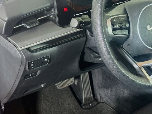 Used 2025 Kia K5 LXS image 17