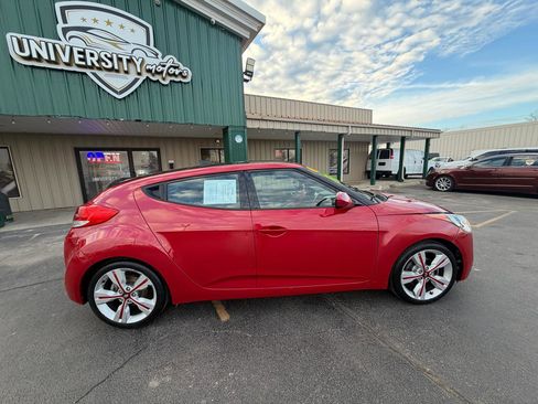 Used 2016 Hyundai Veloster w/ Option Group 02 image 2
