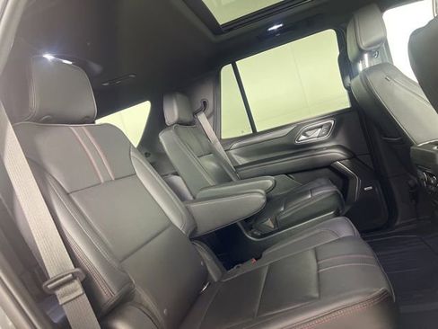 Used 2022 Chevrolet Tahoe RST w/ Luxury Package image 16