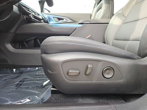 New 2026 Chevrolet Equinox EV LT image 28