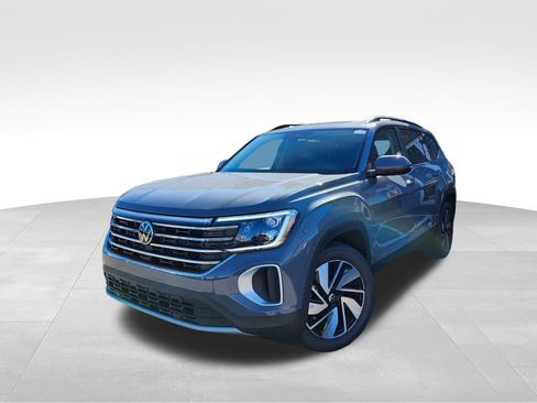 New 2026 Volkswagen Atlas SE image 3
