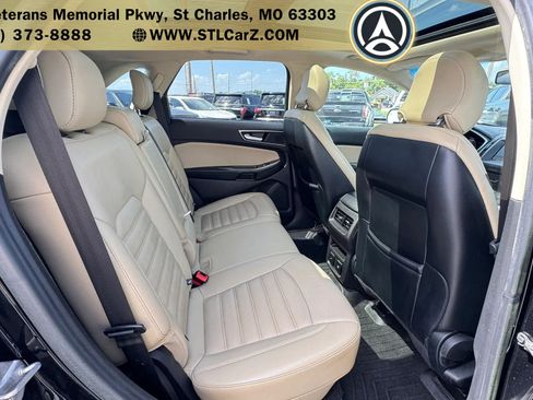 Used 2016 Ford Edge SEL w/ Equipment Group 201A FWD image 19