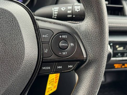Used 2019 Toyota RAV4 LE w/ All Weather Liner Package AWD/4WD image 27