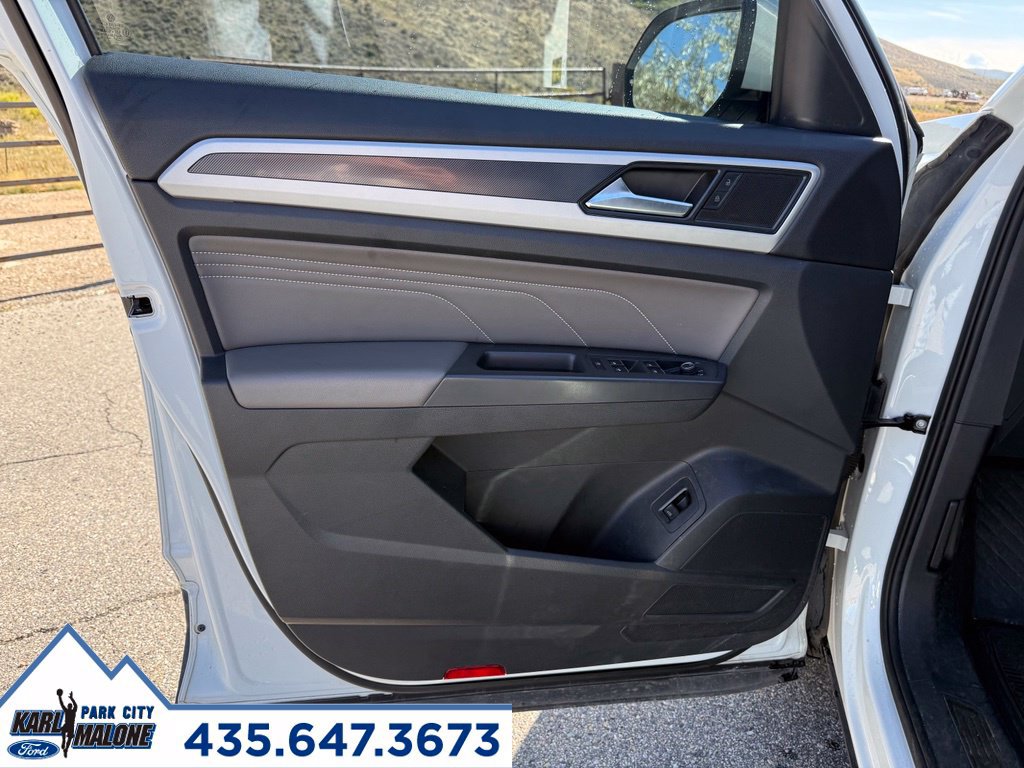 Used 2021 Volkswagen Atlas Cross Sport SEL AWD/4WD image 14