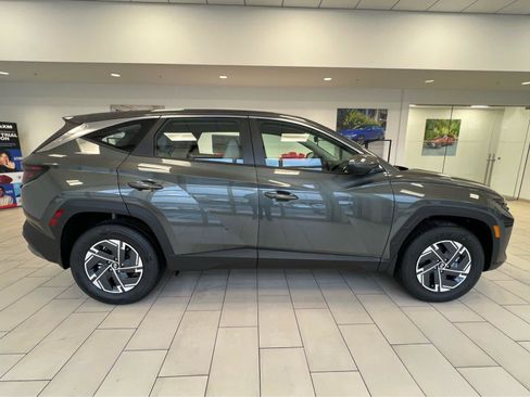 New 2026 Hyundai Tucson Blue SE AWD/4WD image 6