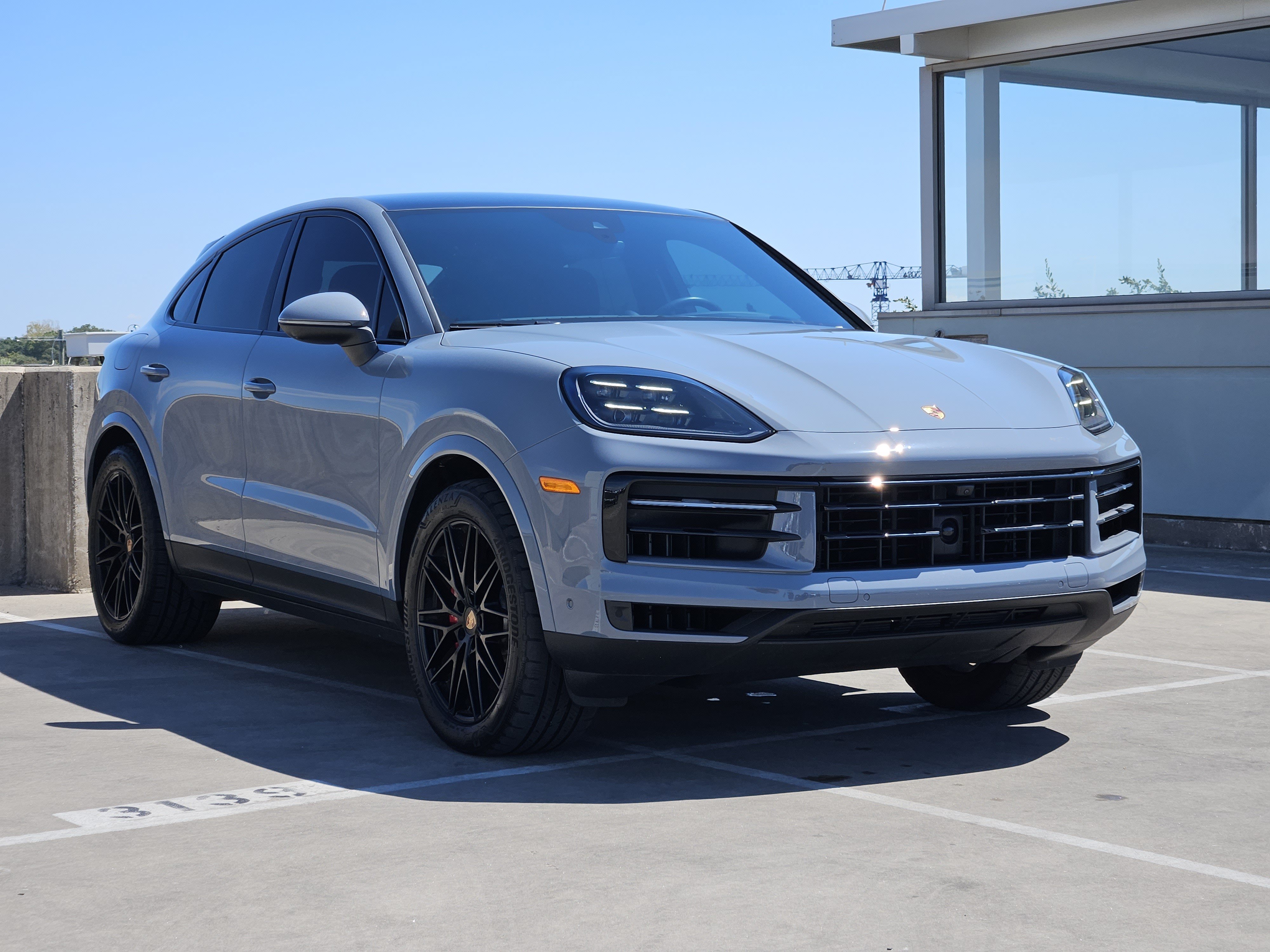 Certified 2025 Porsche Cayenne S AWD/4WD image 10
