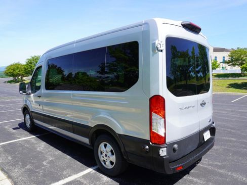 Used 2019 Ford Transit 350 XLT RWD image 13
