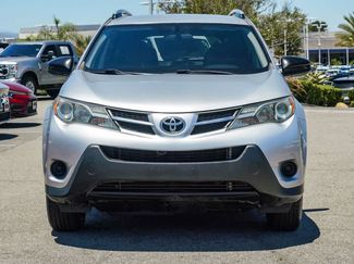 Used 2014 Toyota RAV4 LE FWD video 2