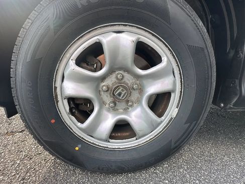 Used 2015 Honda CR-V LX image 11