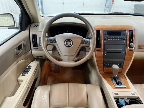 Used 2006 Cadillac STS w/ Preferred Equipment Group RWD image 11