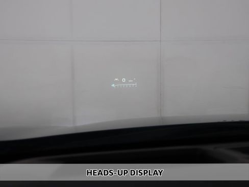 Used 2023 Buick Enclave Premium w/ Experience Buick Package FWD image 6