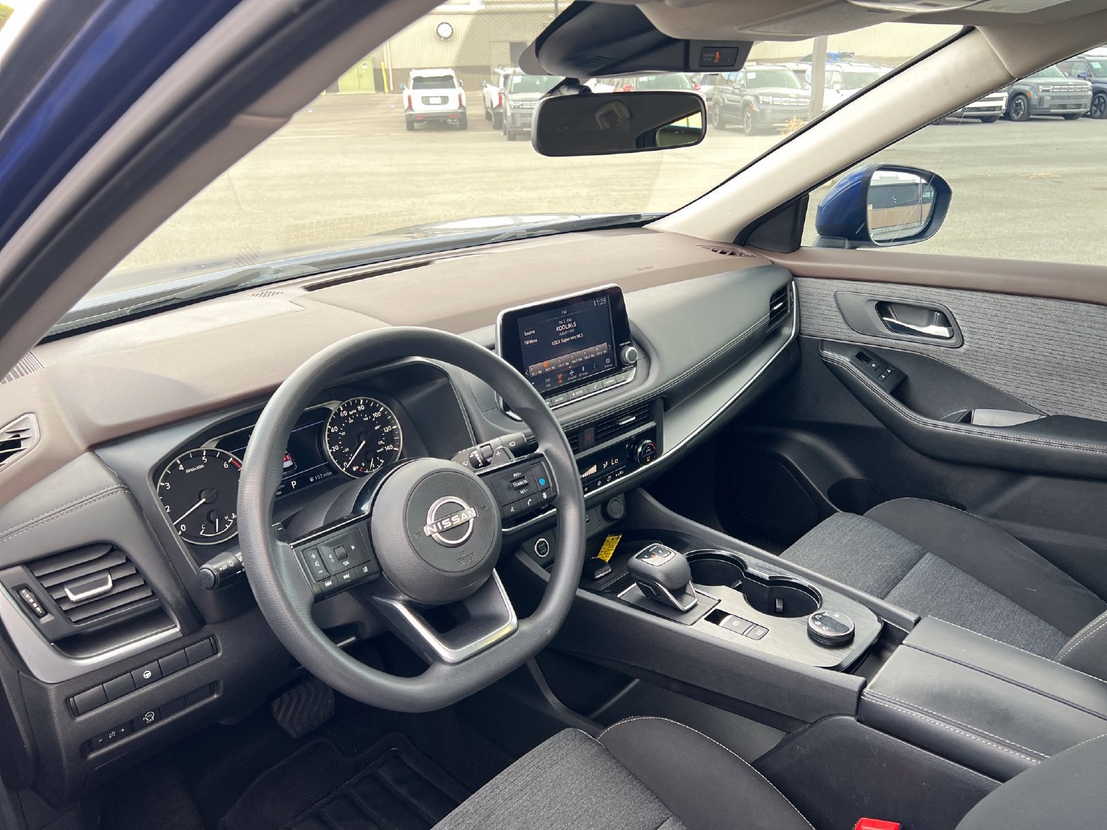 Used 2023 Nissan Rogue SV AWD/4WD image 35