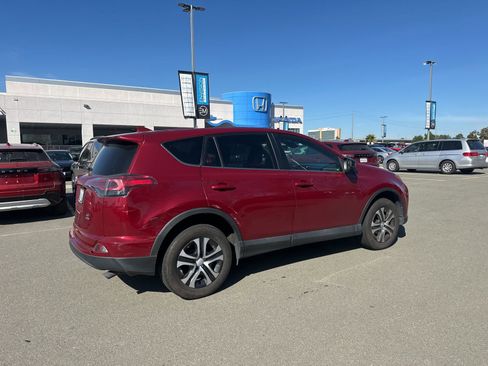 Used 2018 Toyota RAV4 LE w/ All Weather Liner Package image 3