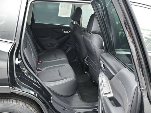 Used 2023 Subaru Forester Premium AWD/4WD image 42
