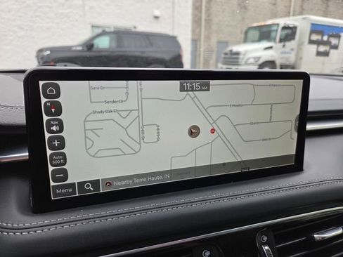 Used 2023 Genesis G70 2.0T image 11