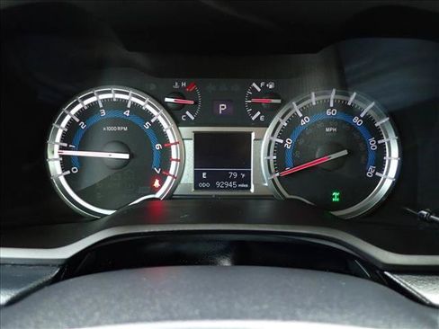 Used 2019 Toyota 4Runner SR5 AWD/4WD image 25