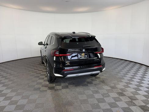 Used 2025 BMW X1 xDrive28i image 8
