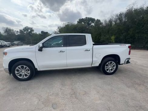 Certified 2025 Chevrolet Silverado 1500 LTZ AWD/4WD image 5