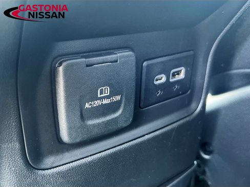 Used 2023 GMC Acadia SLE w/ Driver Convenience Package AWD/4WD image 34