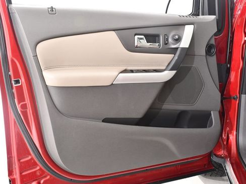 Used 2013 Ford Edge Limited image 24