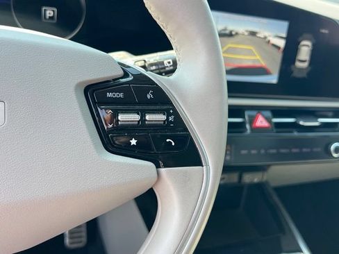 Certified 2023 Kia Niro Wave FWD image 22