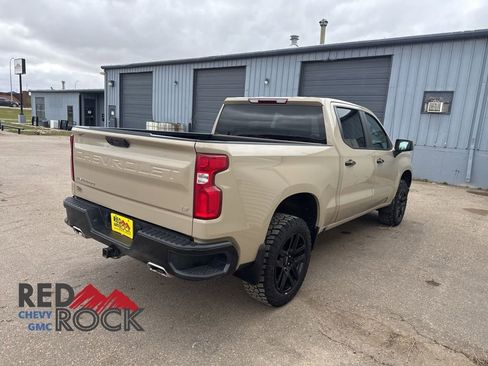 Used 2022 Chevrolet Silverado 1500 LT Trail Boss w/ Protection Package AWD/4WD image 7