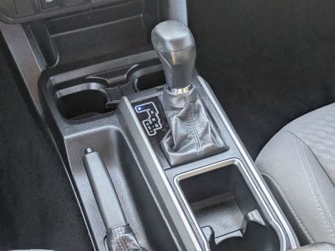 Used 2020 Toyota Tacoma SR5 image 14