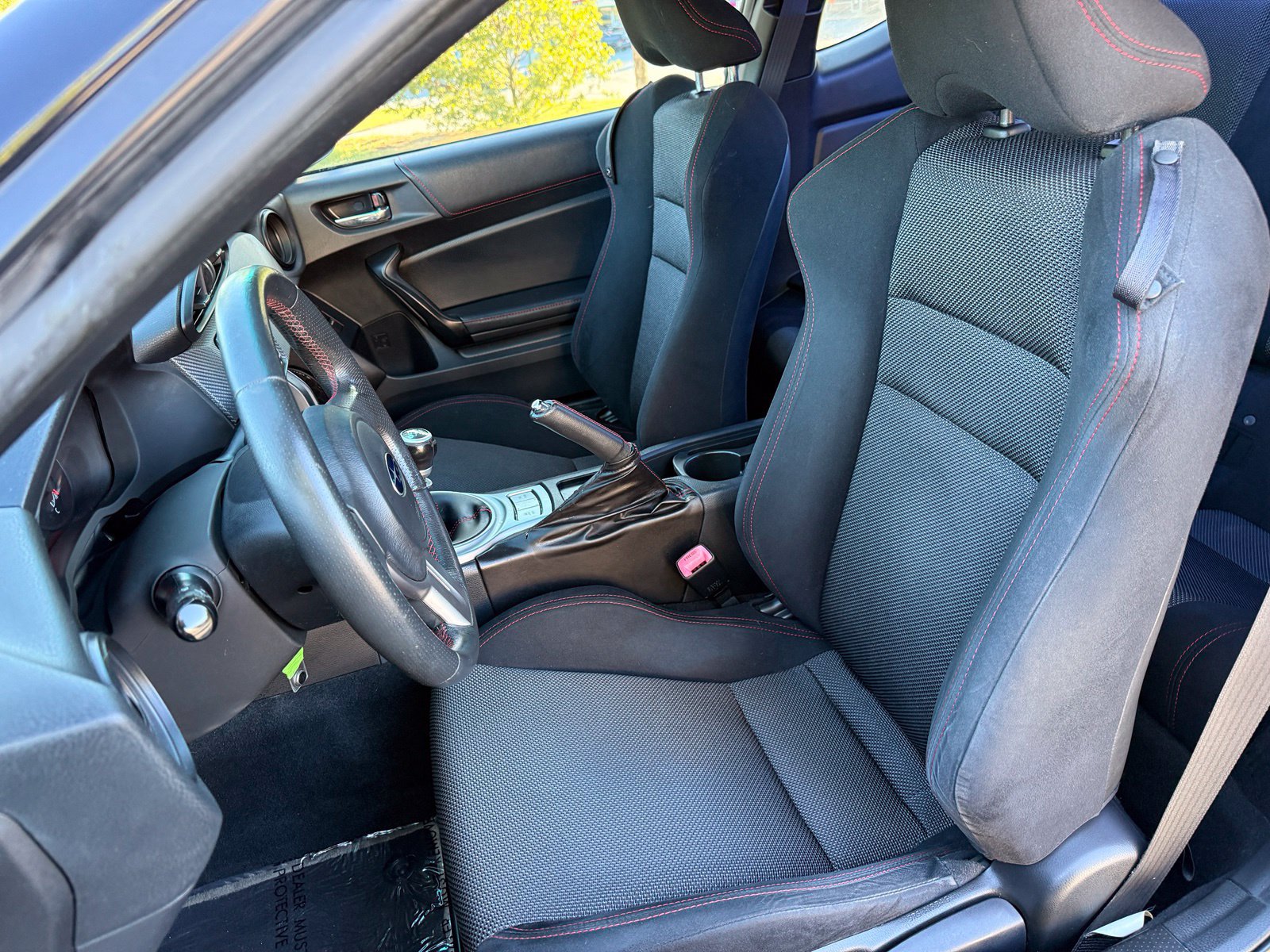 Used 2015 Subaru BRZ Premium RWD image 34