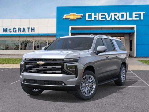 New 2026 Chevrolet Suburban High Country image 6