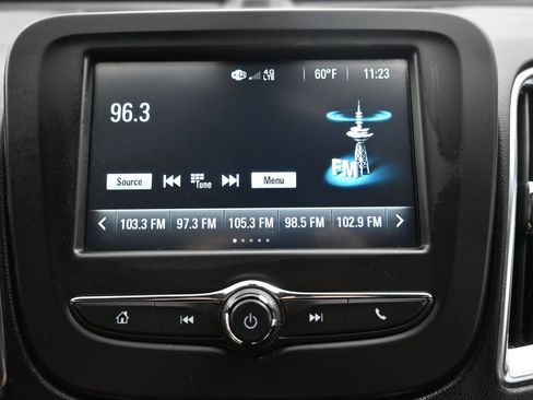 Used 2018 Chevrolet Malibu LT FWD image 15